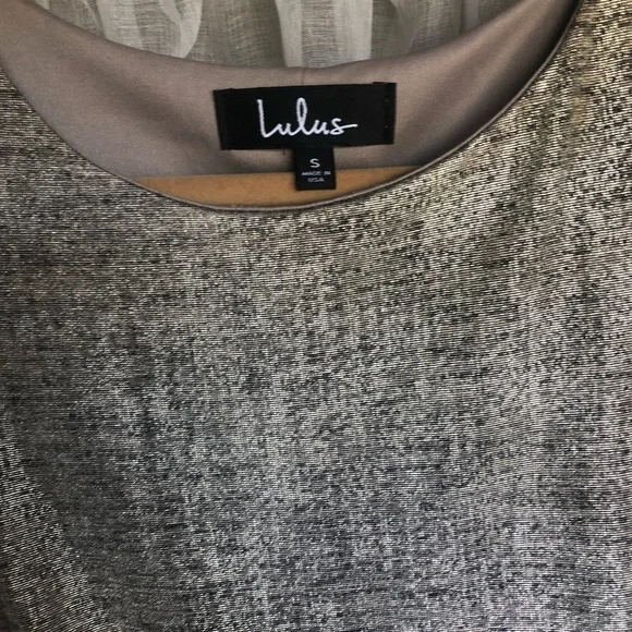 Lulu’s Gold Long Sleeve Mini Dress - Size Small - Picture 4 of 4